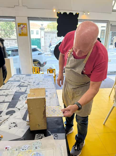 Porto: Portuguese Azulejo Tile Painting Workshop with Wine - Painting time with Port wine, plus that comfort factor