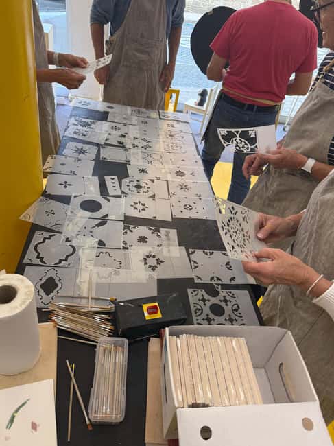 Porto: Portuguese Azulejo Tile Painting Workshop with Wine - The Majolica method, where your painting becomes ceramic