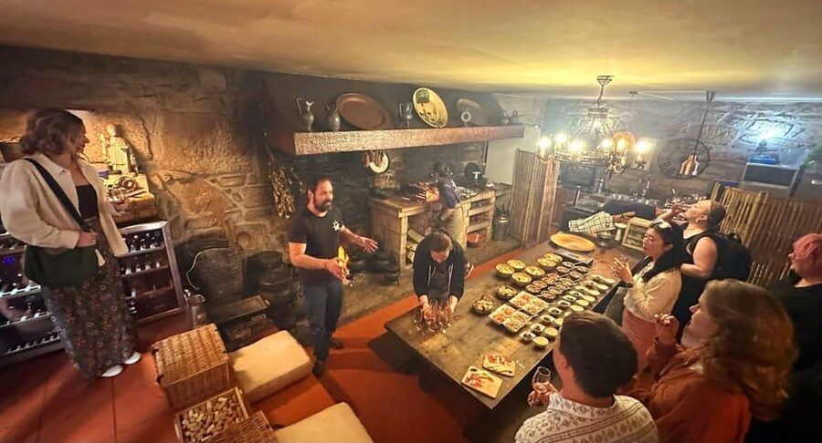 Porto: Premium Douro Valley Small-Group Tour, Cruise & Lunch - The N222 viewpoint drive and Peso da Régua: quick hits, big payoff