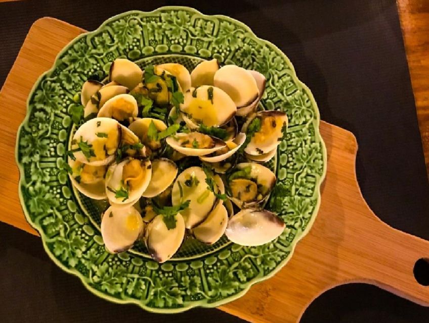 Porto: Premium Portuguese Food Tour and Sightseeing - Key things to know before you go