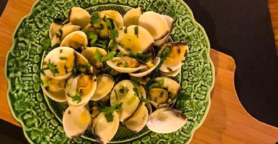Porto: Premium Portuguese Food Tour and Sightseeing - The Porto gastronomy lessons you’ll actually use after the tour