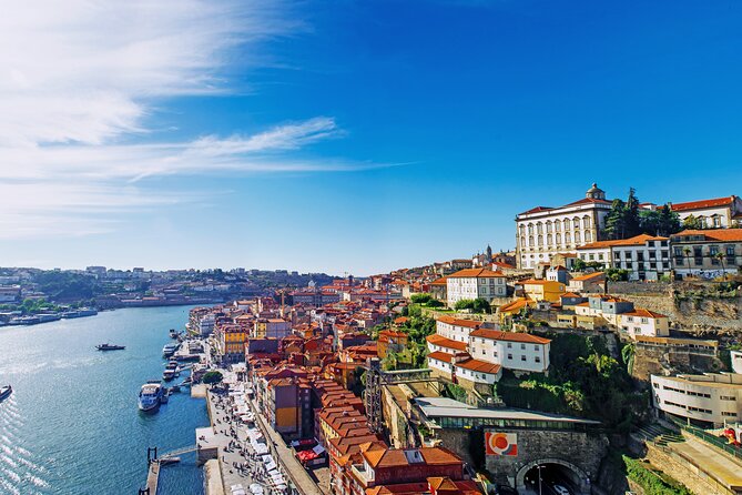 Porto Private 2-Hour Custom Sightseeing Experience - Avenida dos Aliados and Liberdade Square: the city’s grand entrance