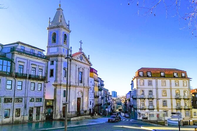 Porto private afternoon tour, discover the most iconic attractions - Mercado do Bolhão and Plaza da Batalha, where Porto smells like Porto