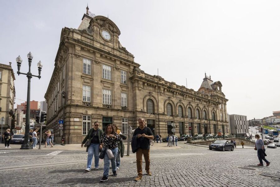Porto: Private Custom Tour with a Local– Icons & Hidden Gems - A practical outline of what you’ll do on the day