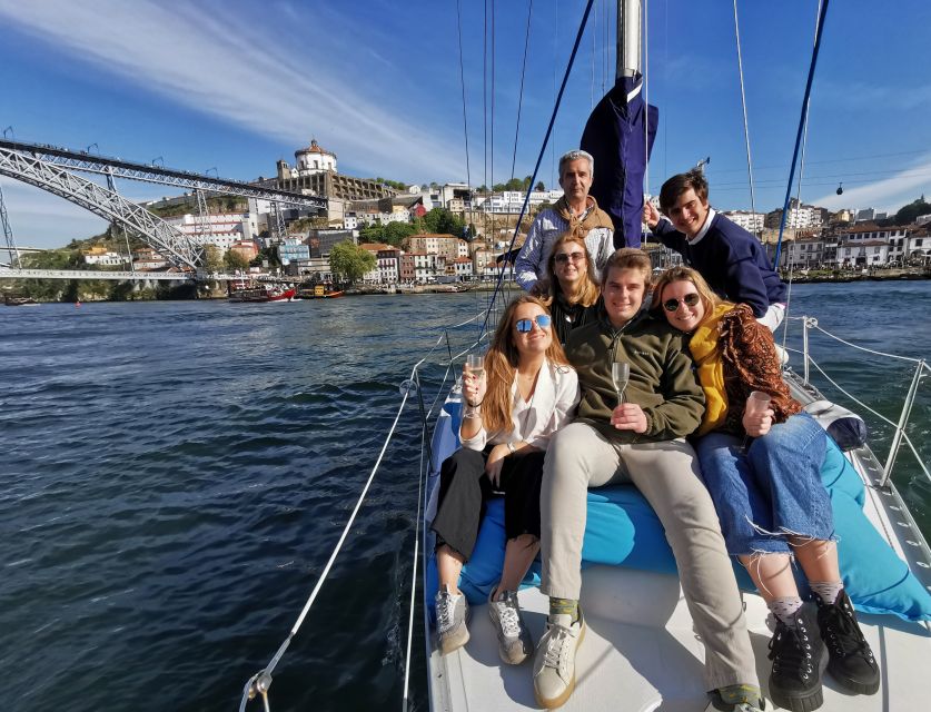 Porto: Private Douro River Charming Cruise w/wine tasting - Private 2-hour Douro cruise, priced for groups up to 8