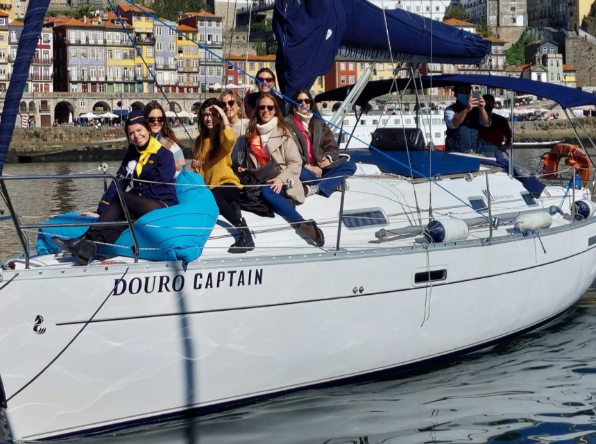 Porto: Private Douro River Charming Cruise w/wine tasting - Wine tasting, but make it easy: Porto wine or sparkling on arrival