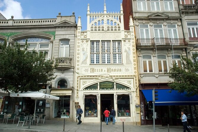 Porto: Private e-Bike Journey Through Historic Center - Carlos Alberto, Jardim da Cordoaria, and the Clérigos tower wow factor