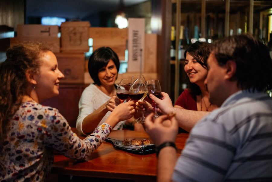 Porto: Private Evening Tour with Drinks & Bites - Stop By Stop: How the Evening Unfolds
