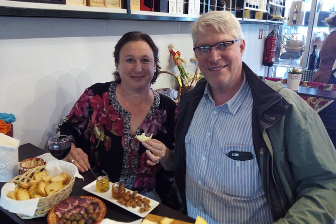 Porto Private Food & Wine Walking Tour with Market & Tastings - Why this private Porto walk feels personal