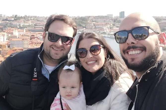 Porto: Private Guided Walking Tour - Price and value: who pays, who wins