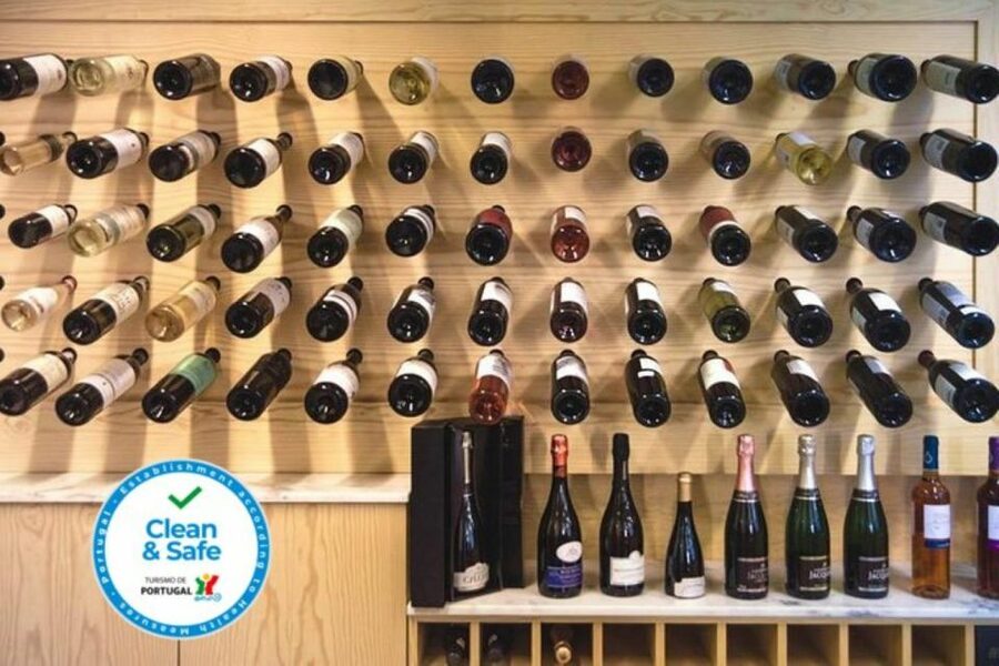Porto: Private Guided Wine-Tasting Tour - The walk through Porto: locals, slopes, and a break from tourist noise