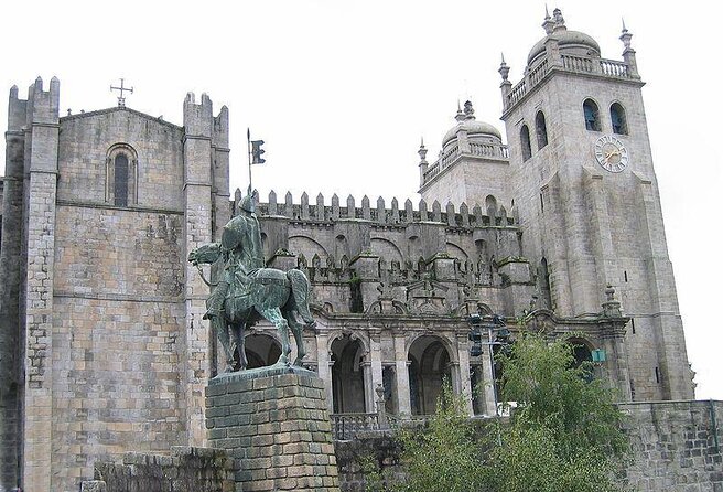 Porto Private Half-Day Custom Sightseeing Experience - Key points at a glance