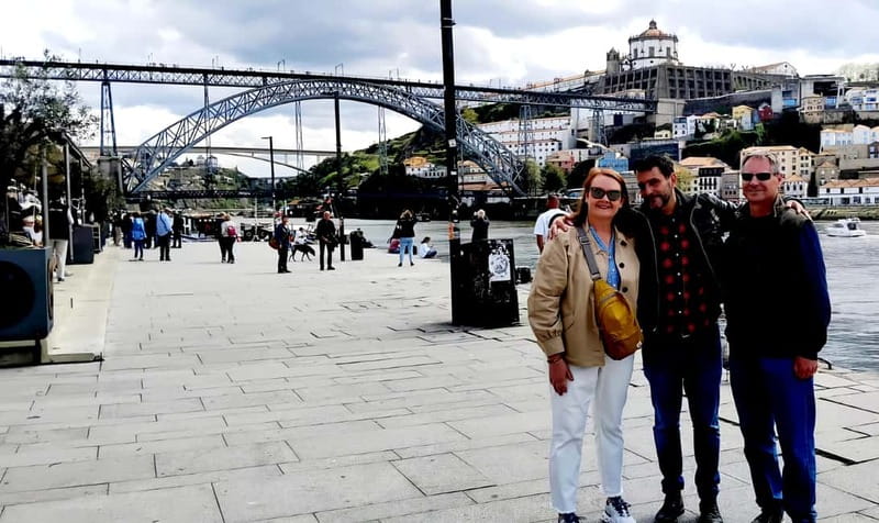 PORTO: Private Historic Center Walking Tour with Degustation - Starting at São Bento Station, where the tiles do the explaining