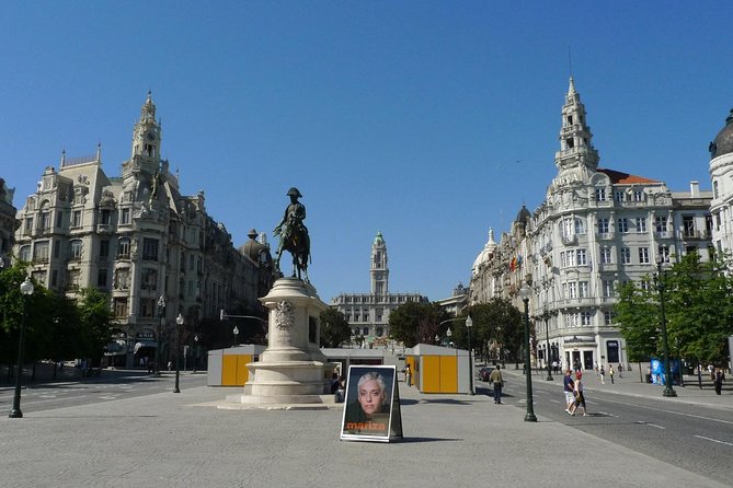 Porto private morning Tour, discover the most iconic attractions - From Avenida dos Aliados energy to D. Pedro IV in Praça da Batalha country