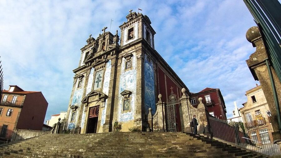 Porto private morning Tour, see the most iconic attractions - A tight 4-hour loop that still feels complete