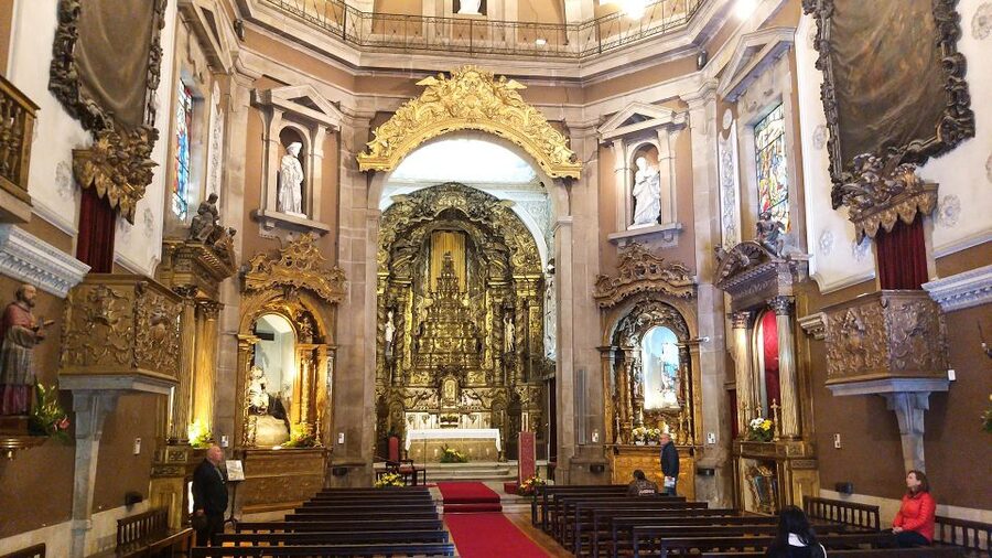 Porto private morning Tour, see the most iconic attractions - Mercado do Bolhão: a market stop that sparks ideas