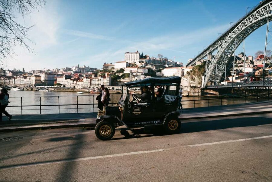 Porto: Private Tour of the Historic City in a Ford T Car - Key things I’d plan around