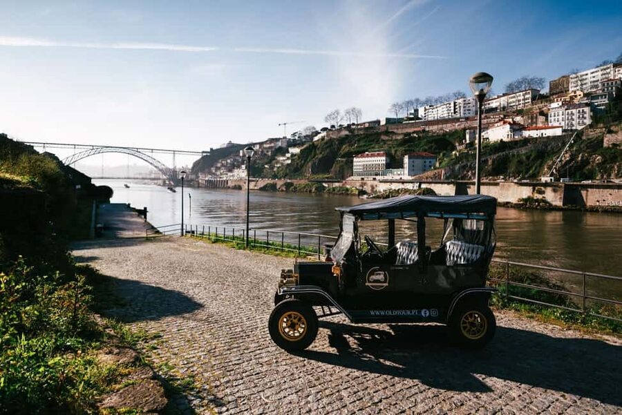 Porto: Private Tour of the Historic City in a Ford T Car - Who should book this Porto Ford T highlights tour?