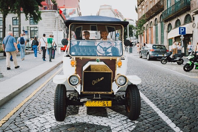 Porto: Private Tour to the Historic Center in a Classic Car - From the Douro River to the big bridge views