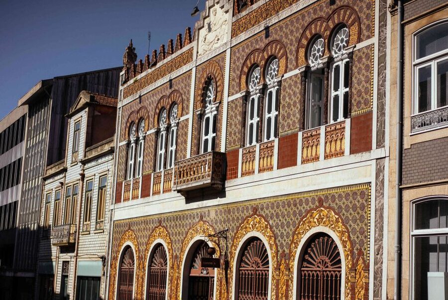 Porto: Private Tour with Locals – Highlights & Hidden Gems - Should you book this private tour with locals?