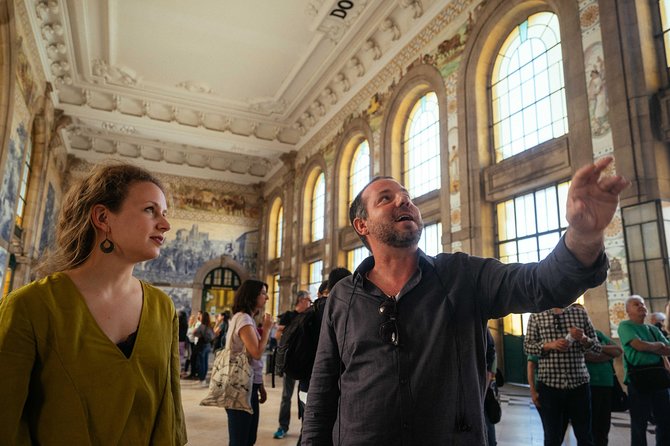 Porto PRIVATE TOUR With Locals: Highlights & Hidden Gems - Sao Bento Railway Station: the blue tiles and the 1903 story