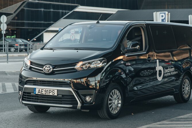 Porto Private Transfer to Gaia - The meet-and-greet: how to reduce first-day confusion