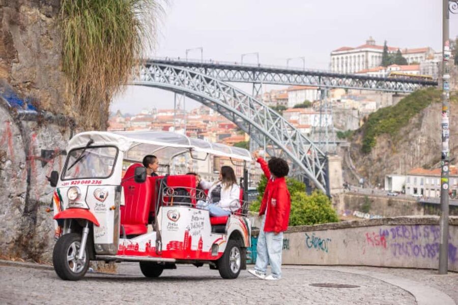 Porto: Private Tuk Tuk Tour in Porto's Historic Center - Price and value: is $89 per person worth it?