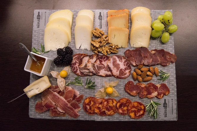 Porto: Private Walking Food Tour with Tastings - Start at Aliados, walk the classics, and still have time for more