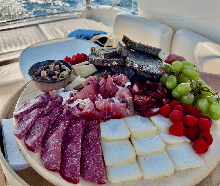 Porto: Private Yacht Tour with Wine, Snacks & 6 Bridges - The Atlantic Ocean Entrance: Why the Finale Feels Bigger Than It Should