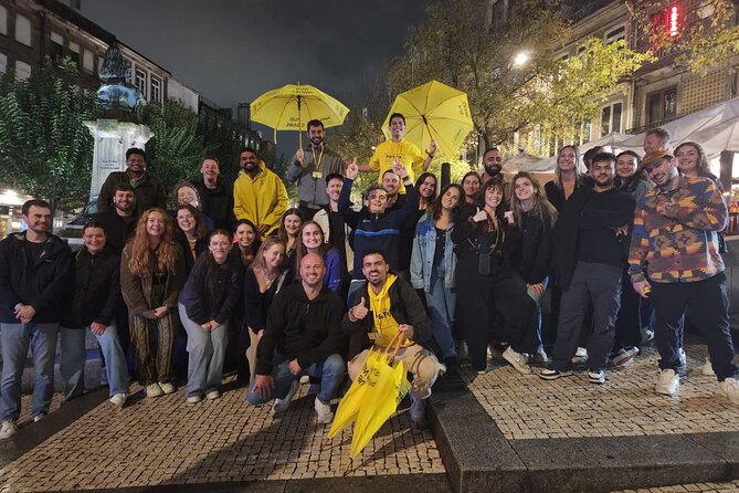 Porto Pubcrawl: 5h,7 Drinks,4 bars &Skip the line Club Entry - Porto pub crawl value: $21.78 for drinks plus a club ticket