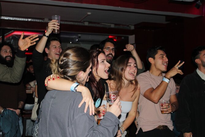 Porto Pubcrawl: 5h,7 Drinks,4 bars &Skip the line Club Entry - Galerias de Paris VIP entrance: skip the line, then stay until 6am