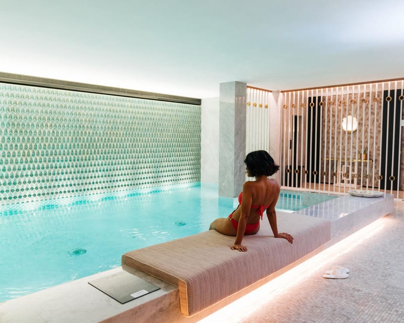 Porto: Relaxing by the pool, sauna and steam room - Key Points You Should Know Before You Go