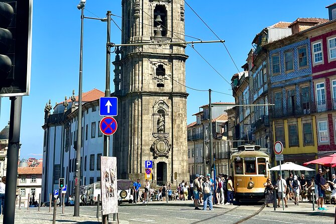 Porto Revealed The Must Do Walking Tour - The guide experience: why Martin’s approach matters