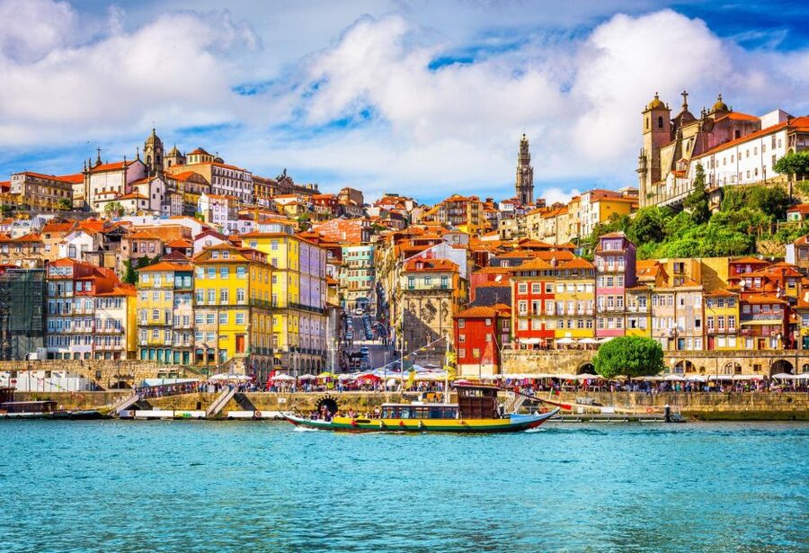 Porto Ribeira and highlights Private Walking Tour - Why Porto Ribeira Highlights Feel Better in Person Than on Paper