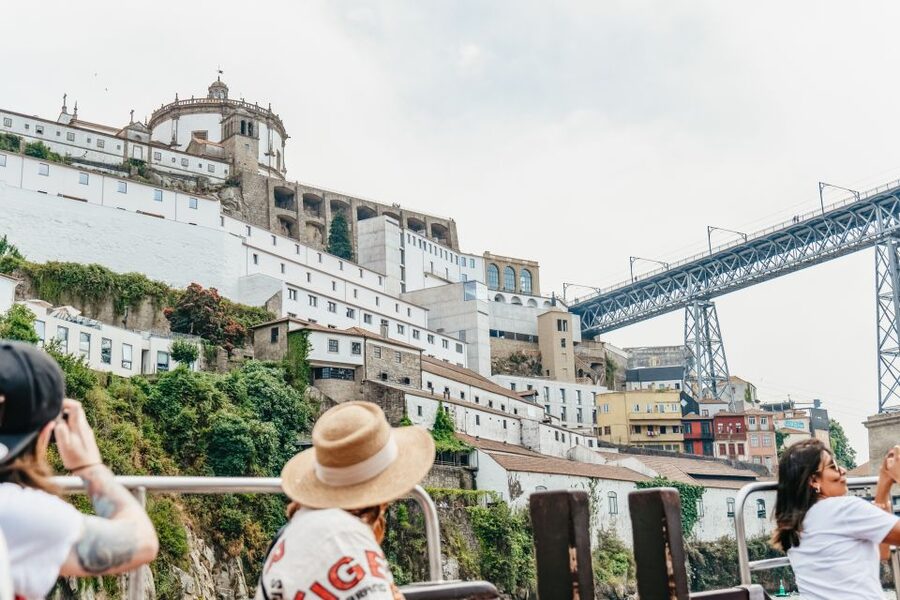 Porto: River Douro 6 Bridges Cruise - What to bring (and what to skip) for a comfortable cruise