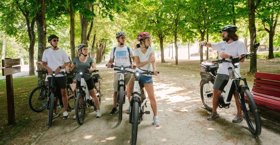 Porto Riverbank Tour on an e-bike: Atlantic Coast, Gardens - Key points to know before you ride