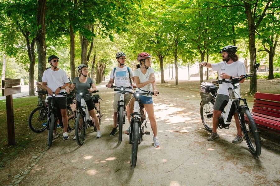 Porto Riverbank Tour on an e-bike: Atlantic Coast, Gardens - Riverside Porto: Ribeira to Miragaia for big views without the crowds