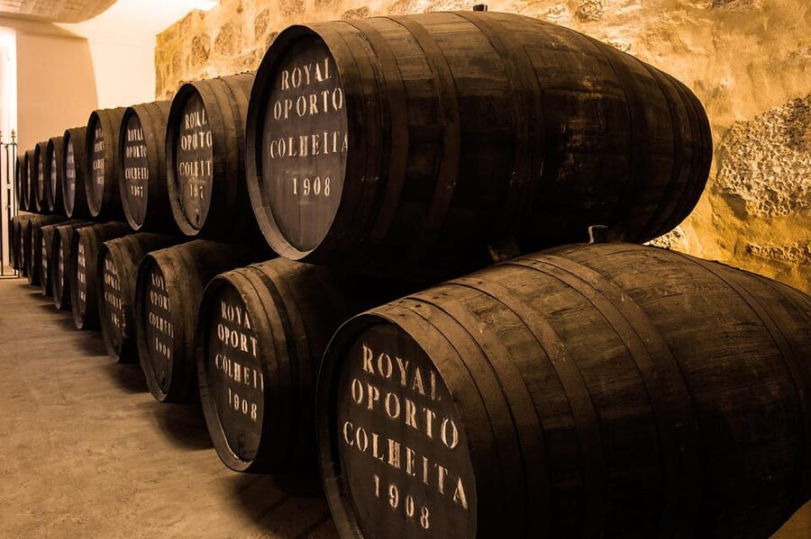 Porto: Royal Oporto Tour na Real Companhia Velha - Inside the one-hour flow: what happens from start to tasting