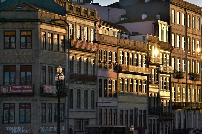 Porto’s city centre: alleys, views and tales city game - Clérigos Tower, baroque drama with a practical payoff