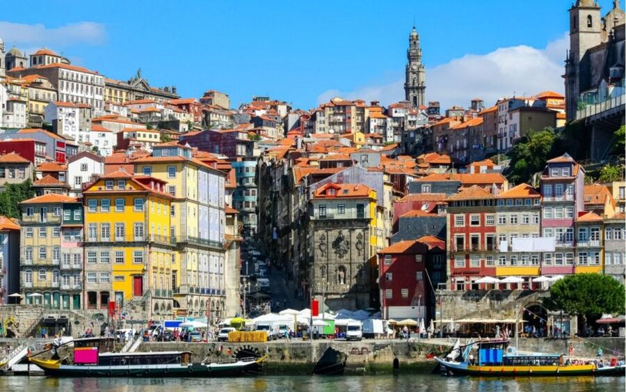 Porto’s Old Town: Amazing Secrets and Fresh Scoops - Oldest Buildings First, So You Understand Porto’s Layers