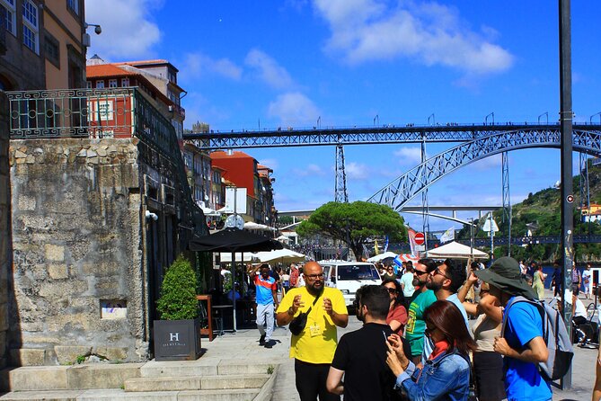 Porto's Old Town Tour & Ribeira - Stop 3: Igreja de São João Novo, a Church Break With Included Entry