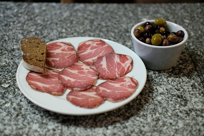 ️Porto’s Secret Traditional Flavours ️ - Sights along the way: Porto’s big faces, without losing the food focus