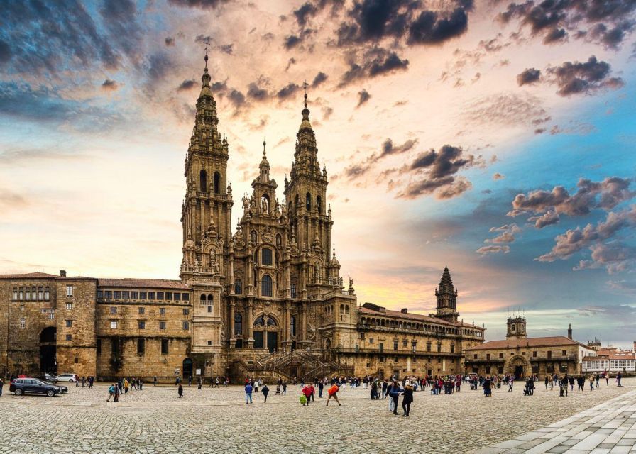 Porto: Santiago de Compostela & Viana do Castelo Tour - The Minho-Region Drive: Time to Switch Gears