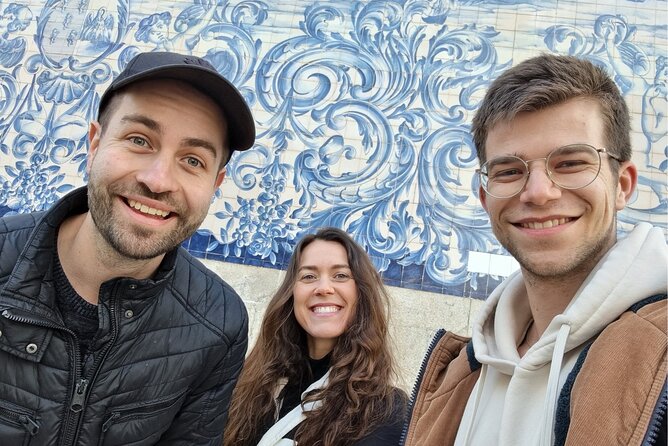 Porto Scavenger Hunt and Sights Self-Guided Tour - Key things to know before you start