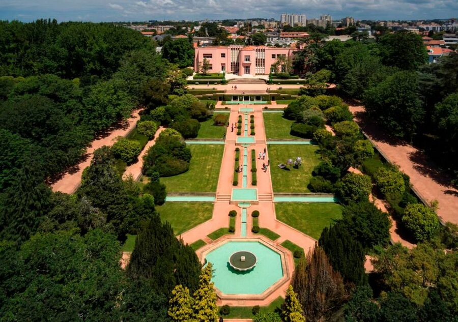 Porto: Serralves Park Entry Ticket - The biodiversity story: 8,000 plants and about 230 species