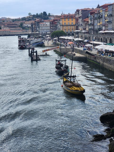 Porto: Sightseeing Tour - A 3-hour Porto loop built for people who like stories