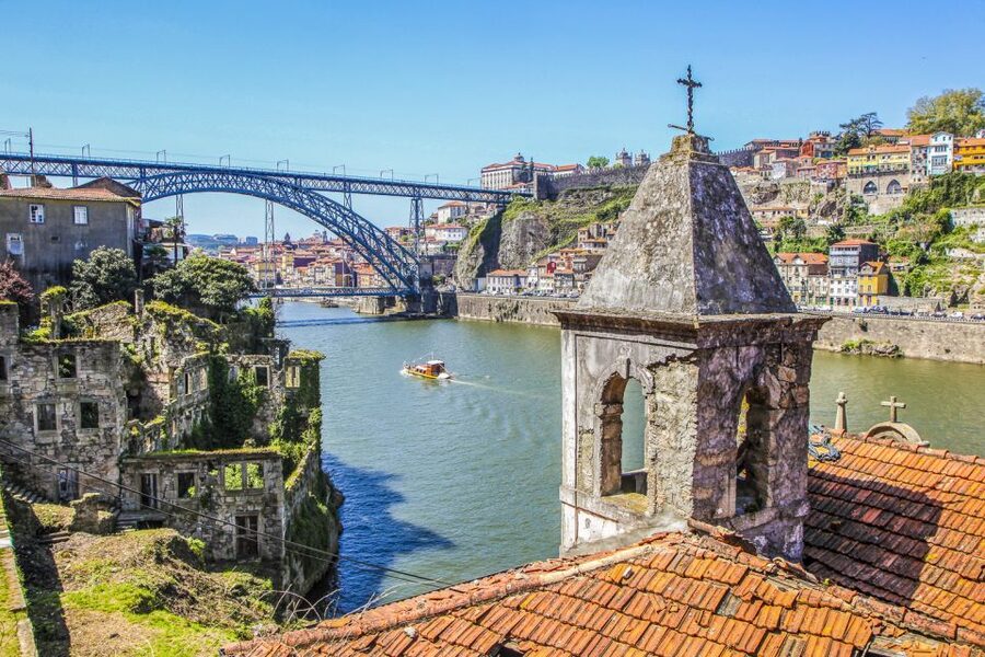 Porto: Six Bridges Cruise - Timing and How to Get the Best Views on a Packed Boat