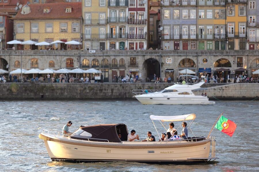 Porto: Six Bridges Douro River Cruise with Drinks - The Cruise Route: Porto’s Six Bridges Up Close