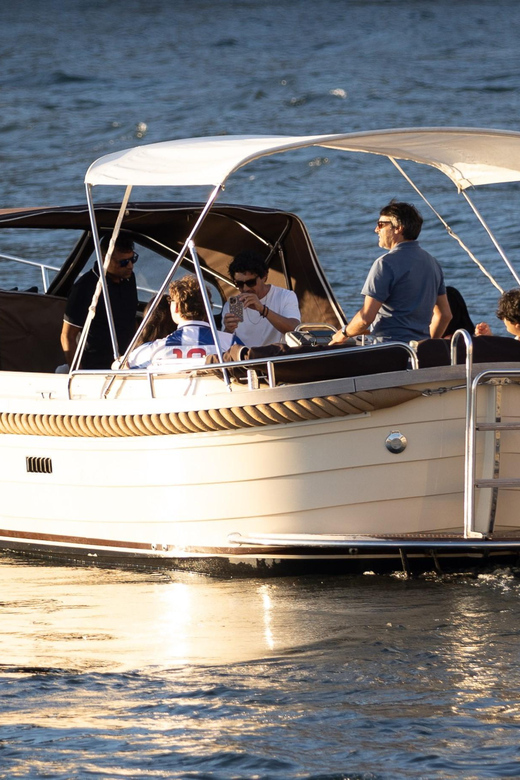 Porto: Six Bridges Douro River Cruise with Drinks - Comfort and Safety: Cushions, Teak Deck, and Crew Care