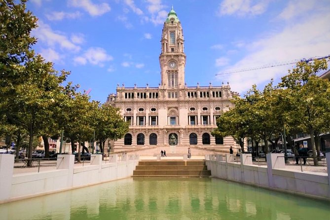 Porto Small Group Walking Tour with Lello Bookshop - Avenida dos Aliados: where Porto shows off its 20th-century style